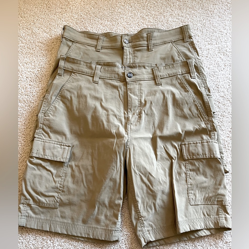Men’s Eddie Bauer Travex cargo shorts